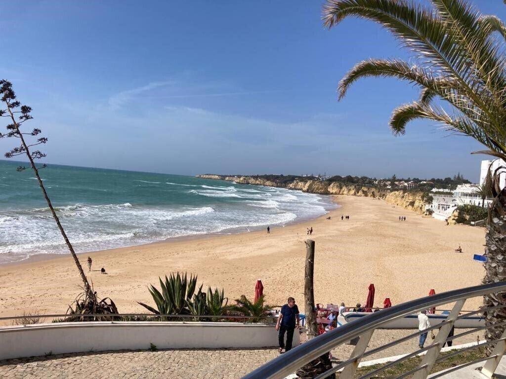 Luxury Two Br Pool View Beach Side Apartment At Algarve'S Longest Beach Armação de Pêra Exterior foto